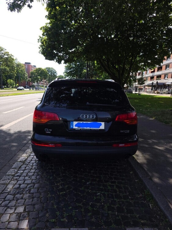 Audi Q 7 238.600 km 9.900 € Essen 45121