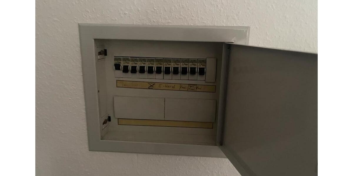 Etagenwohnung Herne Altenhöfen - 3 Zimmer, 92 m&sup2;, 200.000&euro; | Angebot:27446918
