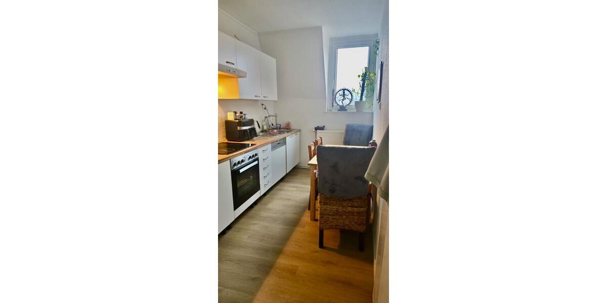 Dachgeschoßwohnung Bochum Bochum-Südwest - 4 Zimmer, 96 m&sup2;, 575&euro; | Angebot:25637333