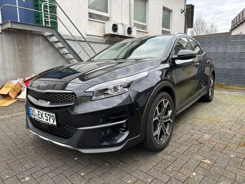 Kia XCeed 106.000 km 16.999 € Dortmund 44459