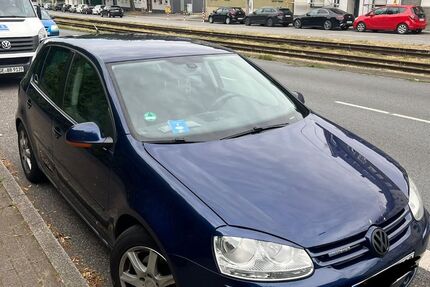 VW Golf 334.007 km 2.300 &euro; Bochum 44809