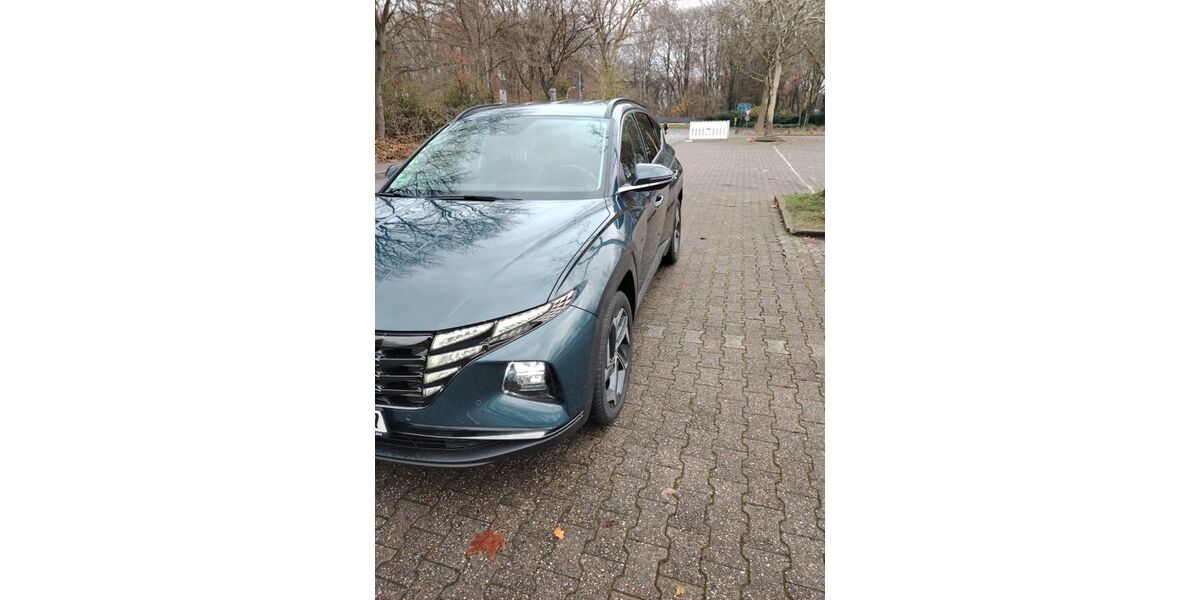 Hyundai TUCSON 71.000 km 20.850 &euro; Gelsenkirchen 45899