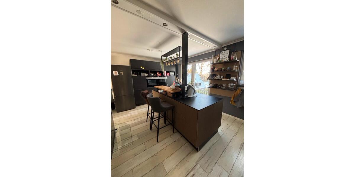Einfamilienhaus Iserlohn Sümmern - 7 Zimmer, 290 m&sup2;, 649.000&euro; | Angebot:26990495