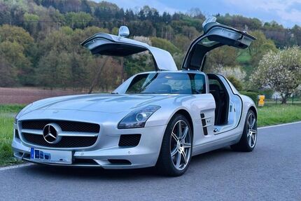 Mercedes SLS AMG