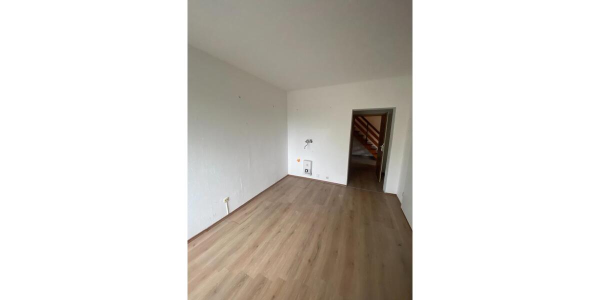 Etagenwohnung Dortmund Brackel - 1 Zimmer, 30 m&sup2;, 350&euro; | Angebot:25923028
