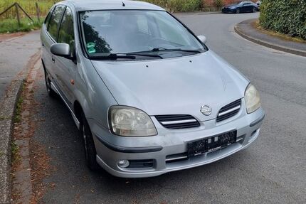 Nissan Almera Tino 123.868 km 3.100 &euro; Dortmund 44145