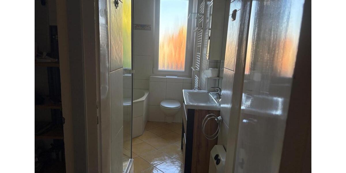 PROVISIONSFREIE!!! Eigentumswohnung 68,25 qm mit Balkon u. Garage zimmer