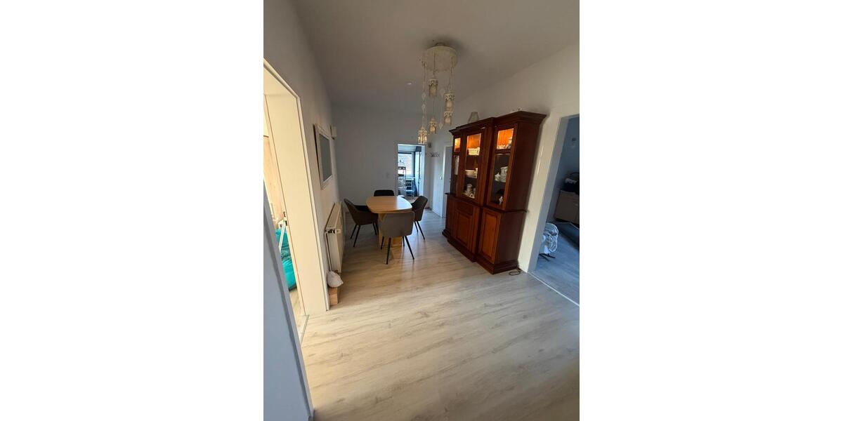 Dachgeschoßwohnung Oer-Erkenschwick Erkenschwick - 3.5 Zimmer, 75 m&sup2;, 490&euro; | Angebot:24786758