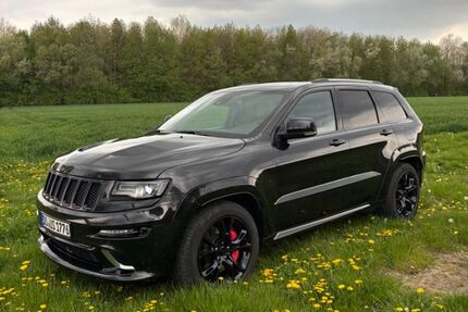 Jeep Grand Cherokee 177.000 km 28.900 &euro; Dortmund 44149