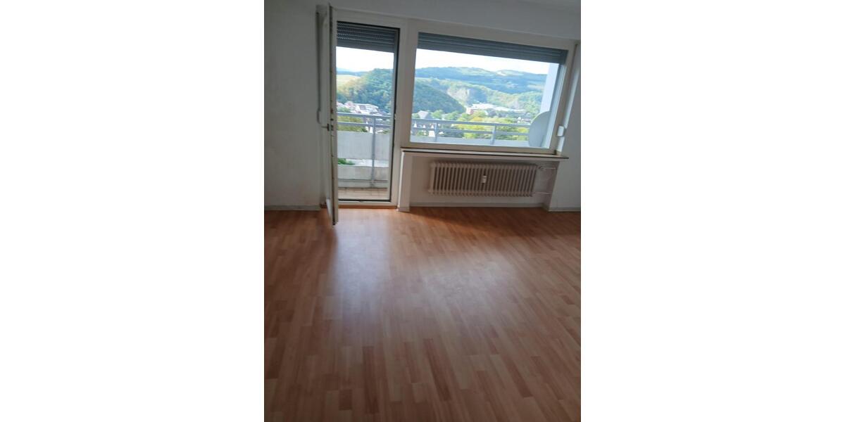 Etagenwohnung Iserlohn Letmathe - 3 Zimmer, 78 m&sup2;, 90.000&euro; | Angebot:27484647