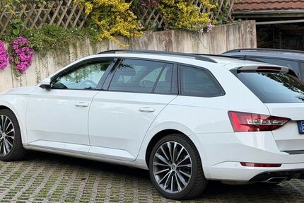Skoda Superb 157.500 km 17.690 &euro; Wetter 58300