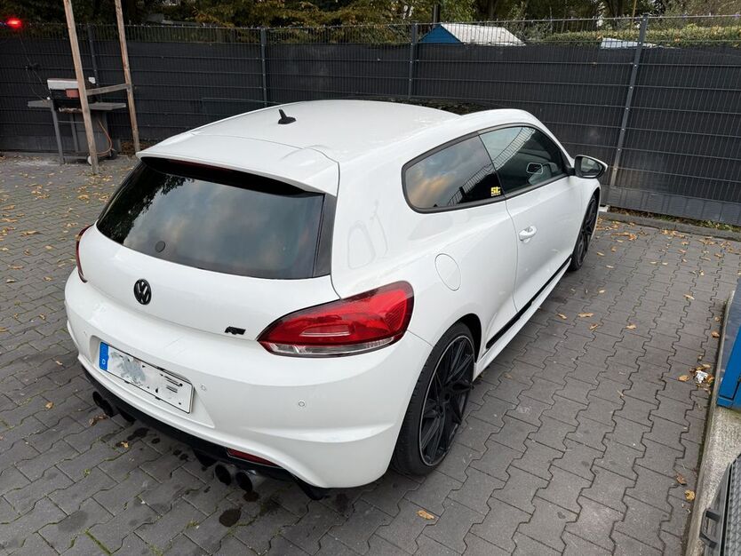 VW Scirocco 282.000 km 5.555 € Dortmund 44339