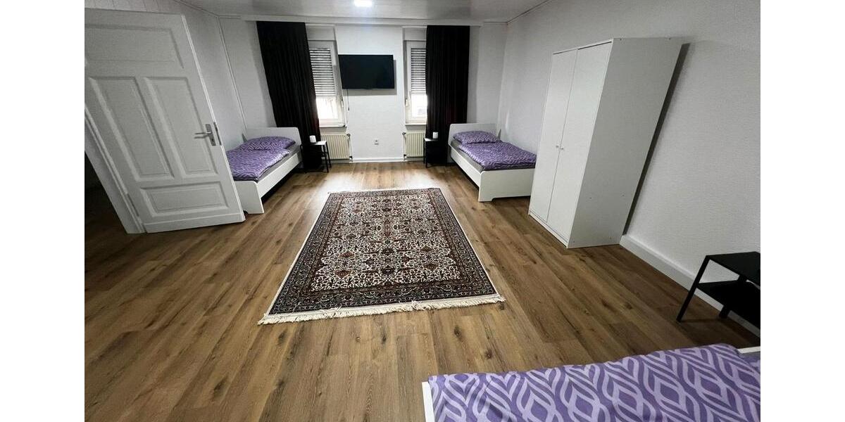 Etagenwohnung Lünen Alstedde - 6 Zimmer, 200 m&sup2;, 20&euro; | Angebot:26618962