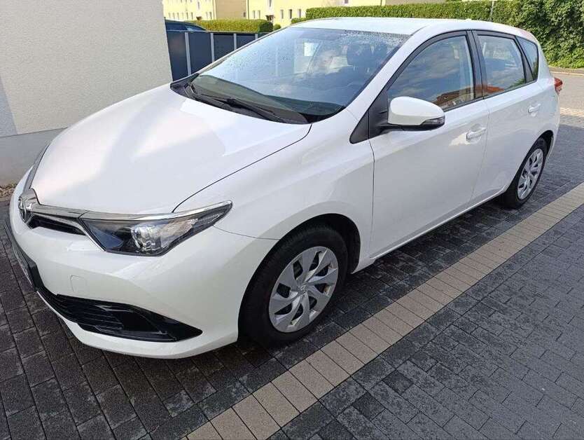 Auris