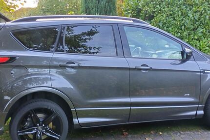 Ford Kuga 62.700 km 16.999 &euro; Iserlohn 58638