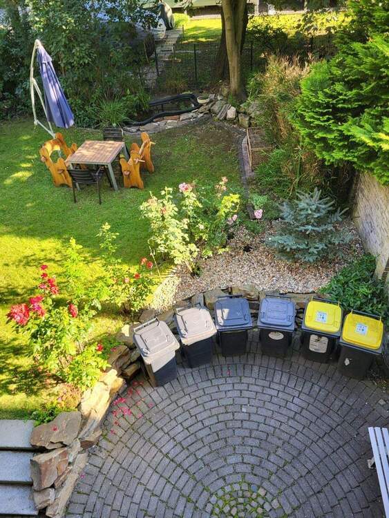 **** schicke 2 Zimmer – Wohnung im 4. OG . **** 2 zimmer