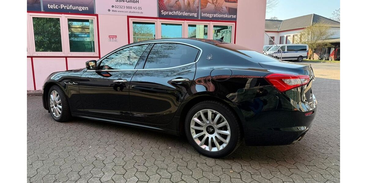 Maserati Ghibli 189.000 km 22.900 &euro; Herne 44628