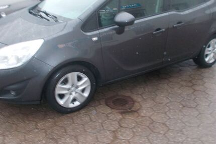 Opel Meriva 174.000 km 4.990 &euro; Bochum 44809