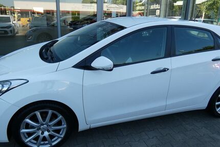 Hyundai i30 80.000 km 6.790 &euro; Bergkamen 59192