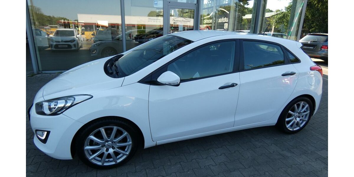 Hyundai i30 80.000 km 6.790 &euro; Bergkamen 59192