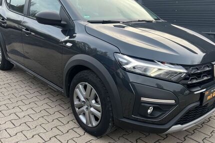 Dacia Sandero 13.500 km 13.490 € Dortmund 44319