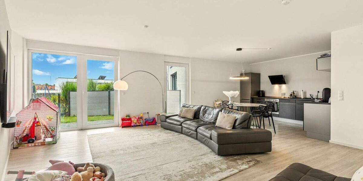 Etagenwohnung Dortmund Schüren - 2 Zimmer, 95 m&sup2;, 429.000&euro; | Angebot:24037095