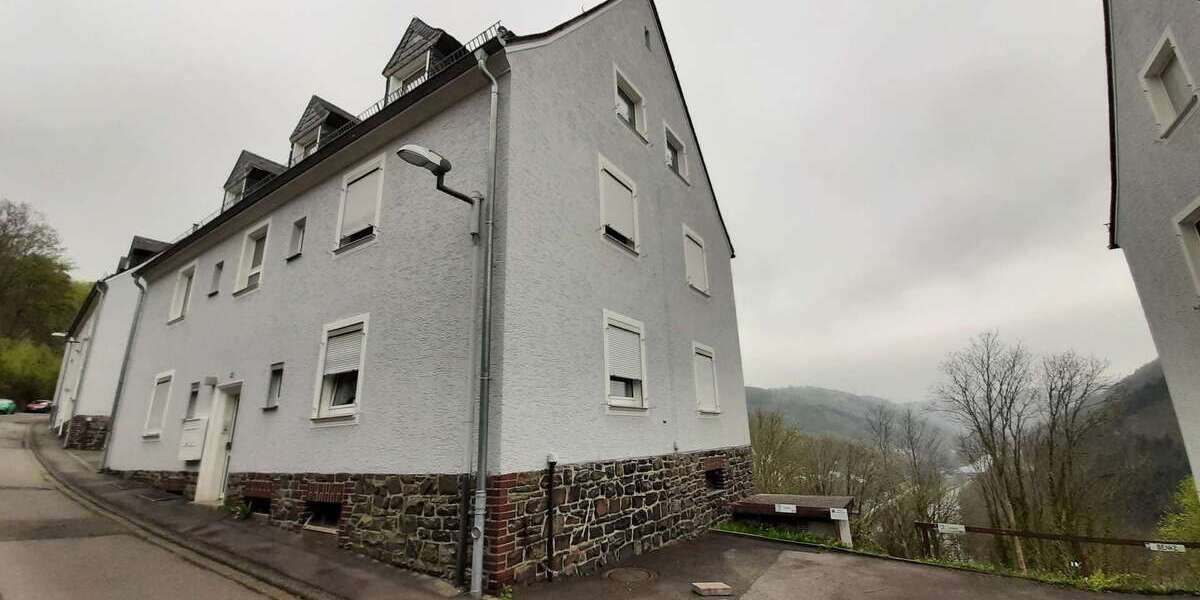 Etagenwohnung Altena - 2 Zimmer, 51 m&sup2;, 300&euro; | Angebot:26475068