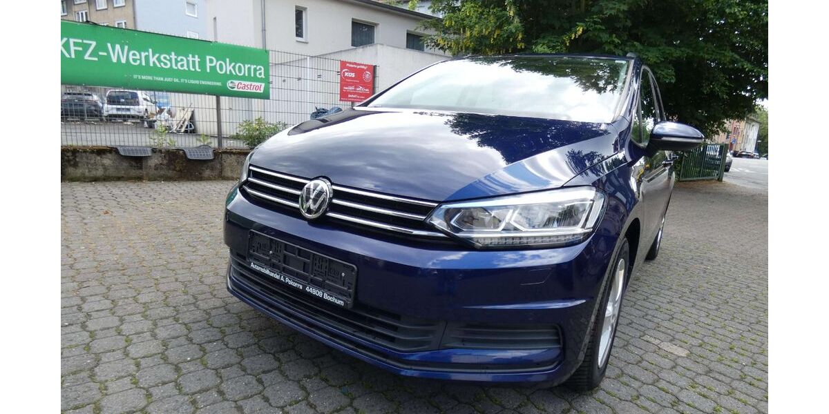 VW Touran 132.950 km 15.950 &euro; Bochum 44809