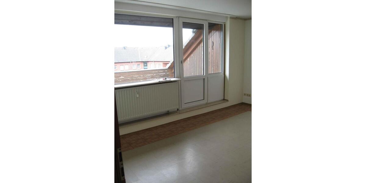 Dachgeschoßwohnung Dortmund Brackel - 2.5 Zimmer, 63 m&sup2;, 569&euro; | Angebot:26656378