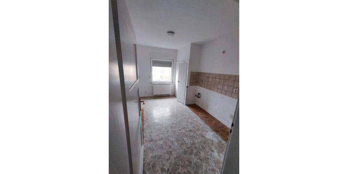 Erdgeschosswohnung mit Gartenanteil zu vermieten 3 zimmer