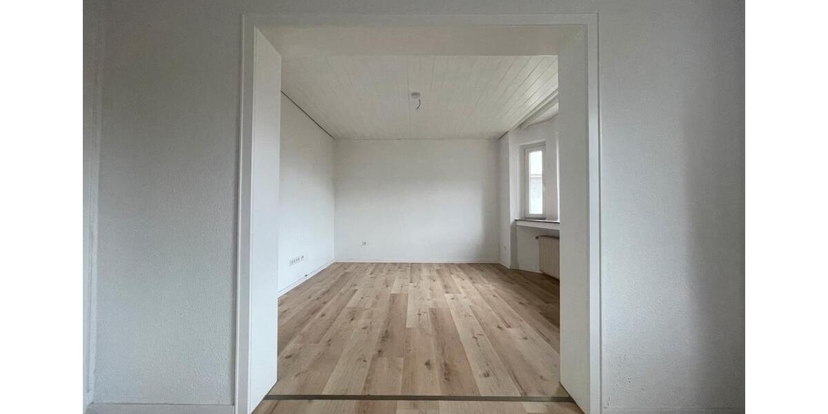 Erdgeschoßwohnung Ennepetal - 2 Zimmer, 74 m&sup2;, 680&euro; | Angebot:26338805