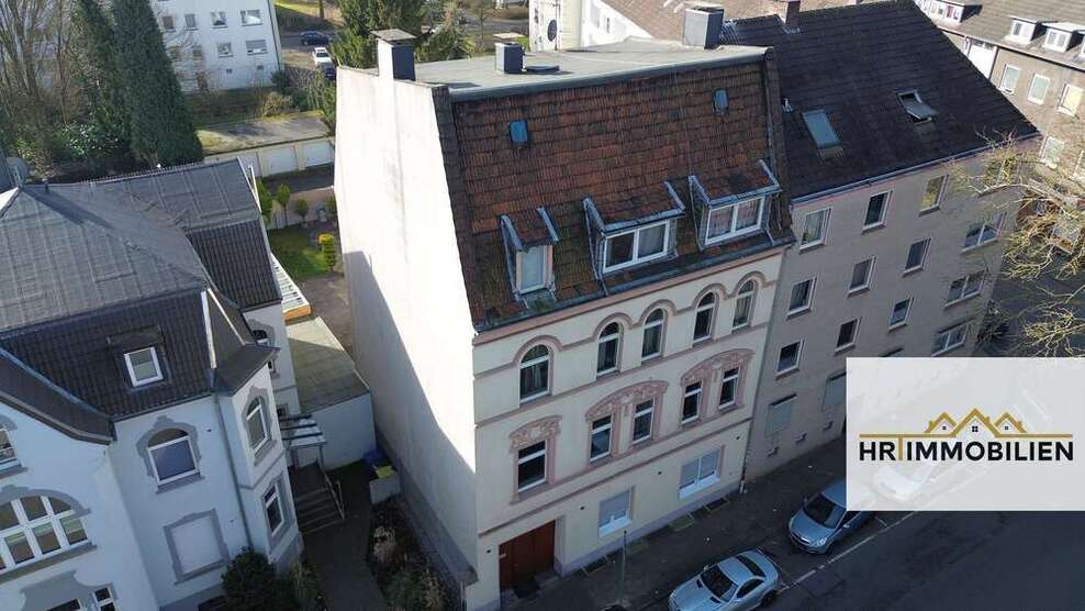 Haus zum Kaufen in Essen 630.000 € 410 m²