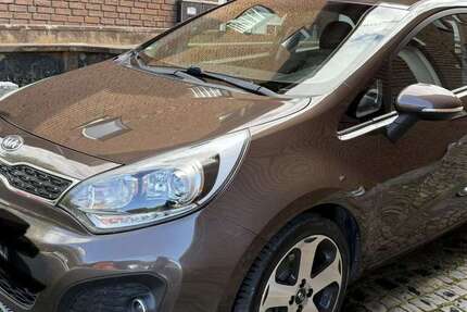Kia Rio 135.000 km 4.700 &euro; Iserlohn 58638
