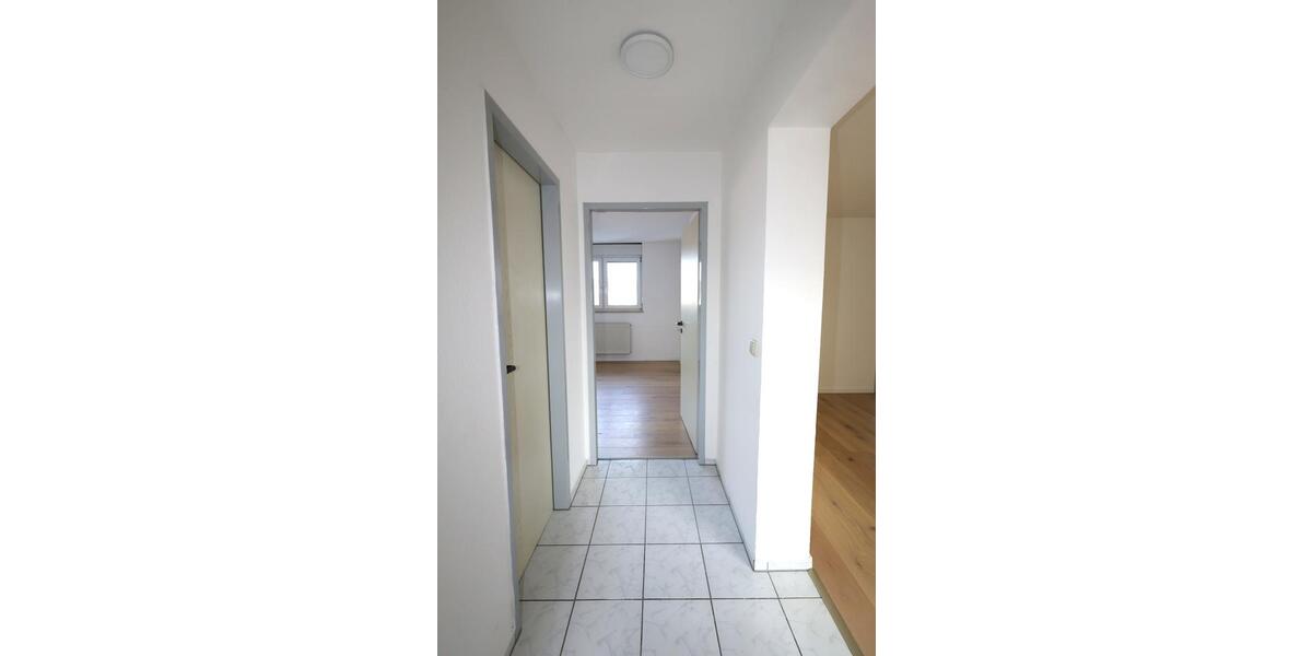 Etagenwohnung Dortmund Mengede - 4 Zimmer, 75 m&sup2;, 950&euro; | Angebot:25396301