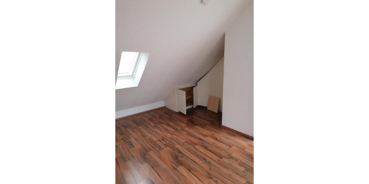 Dachgeschoßwohnung Hagen Hagen-Mitte - 4 Zimmer, 91 m&sup2;, 471&euro; | Angebot:24612528