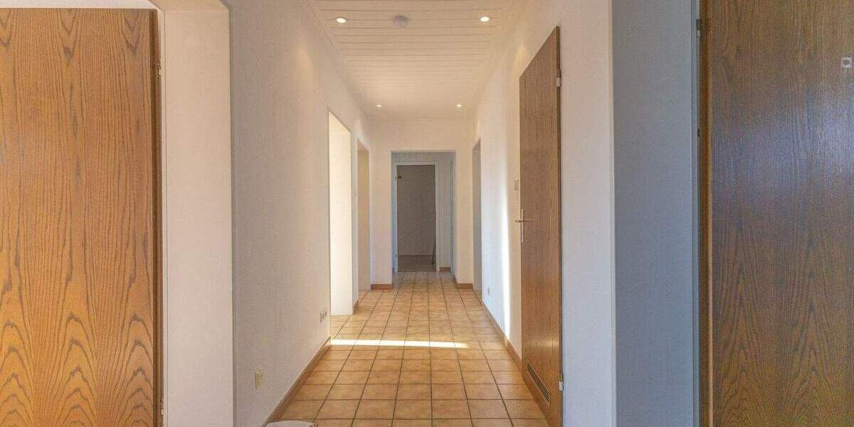 Etagenwohnung Menden Mitte - 4 Zimmer, 125.000&euro; | Angebot:24790587