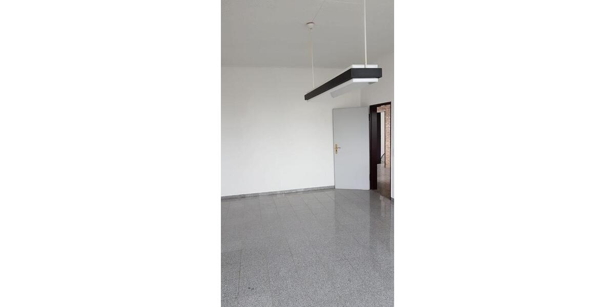 Gewerbeobjekt Dortmund Brackel - 300&euro; | Angebot:24695849