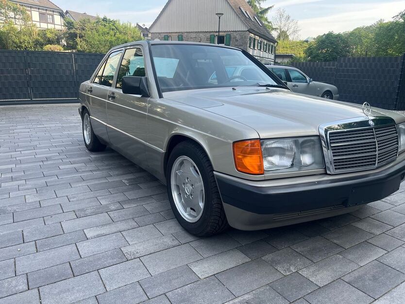 Mercedes-Benz 190 49.300 km 26.950 € Hagen 58093