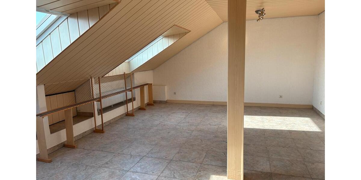 Reihenhaus Recklinghausen Berghausen - 6.5 Zimmer, 180 m&sup2;, 420.000&euro; | Angebot:26795310