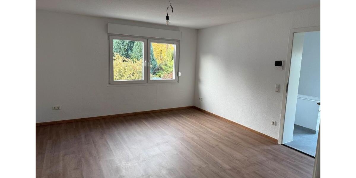 Etagenwohnung Dortmund Aplerbeck - 3.5 Zimmer, 98 m&sup2;, 1.400&euro; | Angebot:25567758