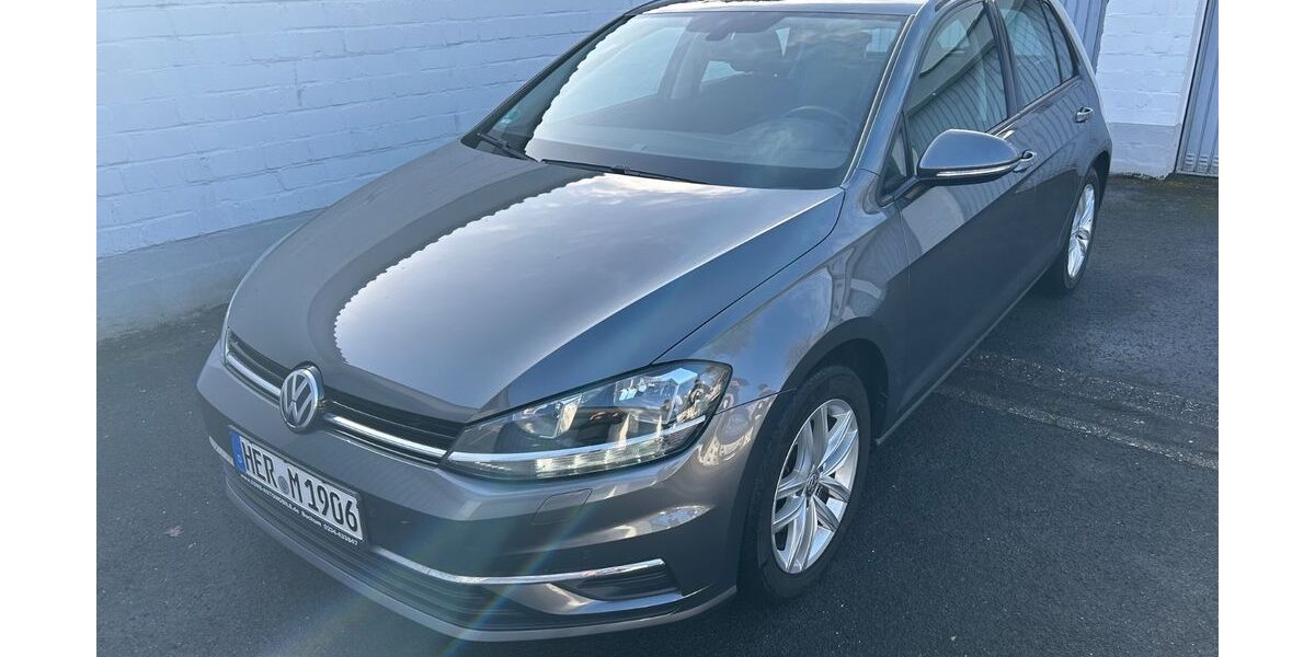 VW Golf 79.999 km 17.400 &euro; Holzwickede 59439