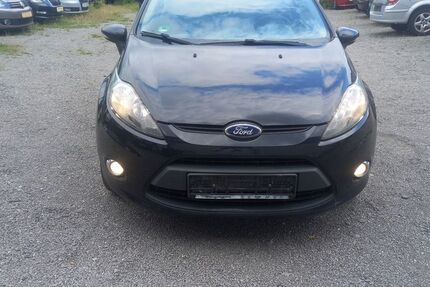 Ford Fiesta 136.100 km 3.500 &euro; Dortmund 44309