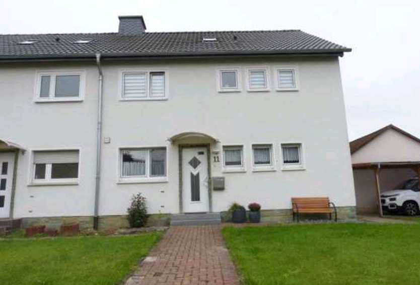 Schöne Doppelhaushälfe mit Garage in bester Lage in 59457 Werl