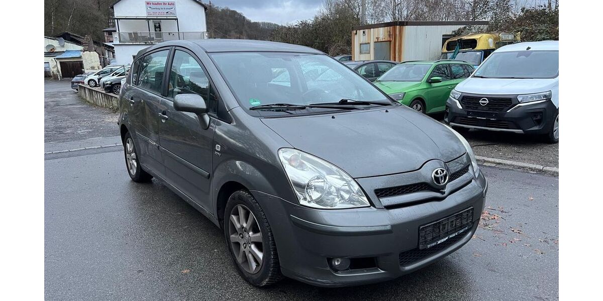 Toyota Corolla Verso 230.000 km 2.490 &euro; Wetter Ruhr 58300