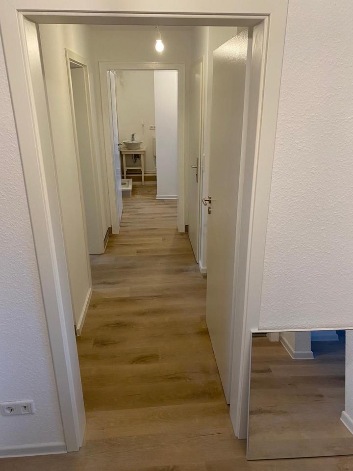 3 Zimmer Wohnung in der Arrenberger Straße - Steinbeck zimmer