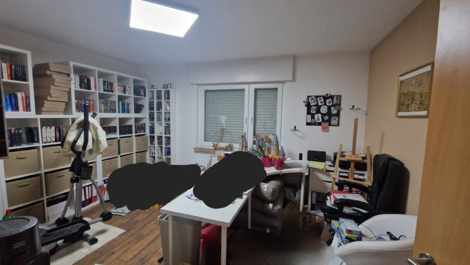 Helle 3,5-Zimmer-Erdgeschosswohnung mit eigenem Garten & Garage – 3 zimmer