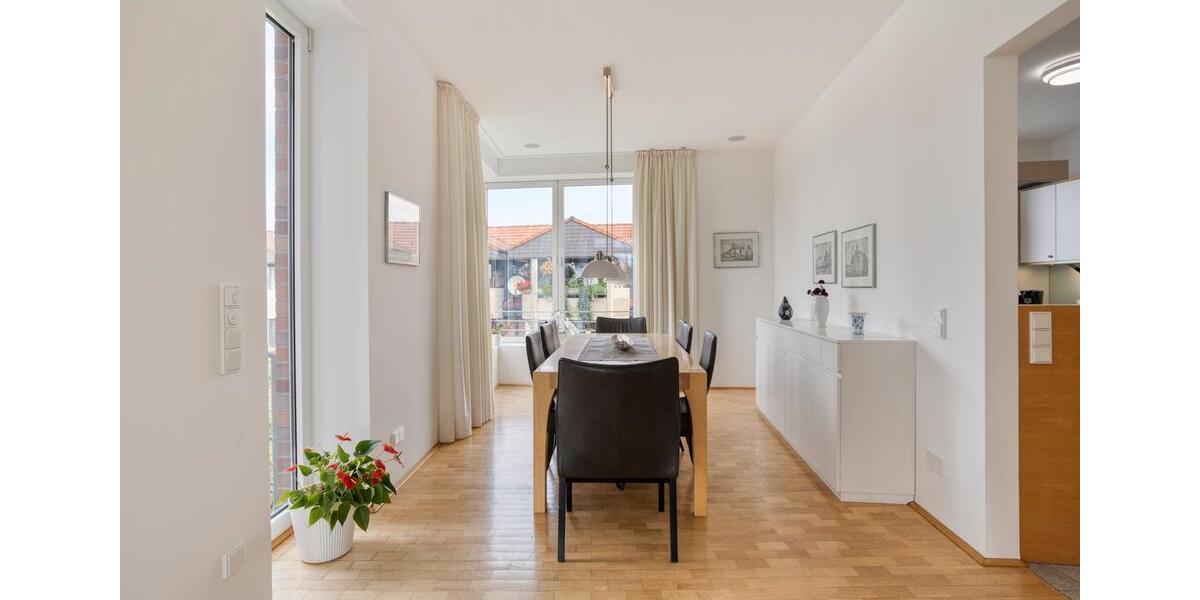 Einfamilienhaus Bochum Bochum-Mitte - 3 Zimmer, 220 m&sup2;, 2.200&euro; | Angebot:25655186