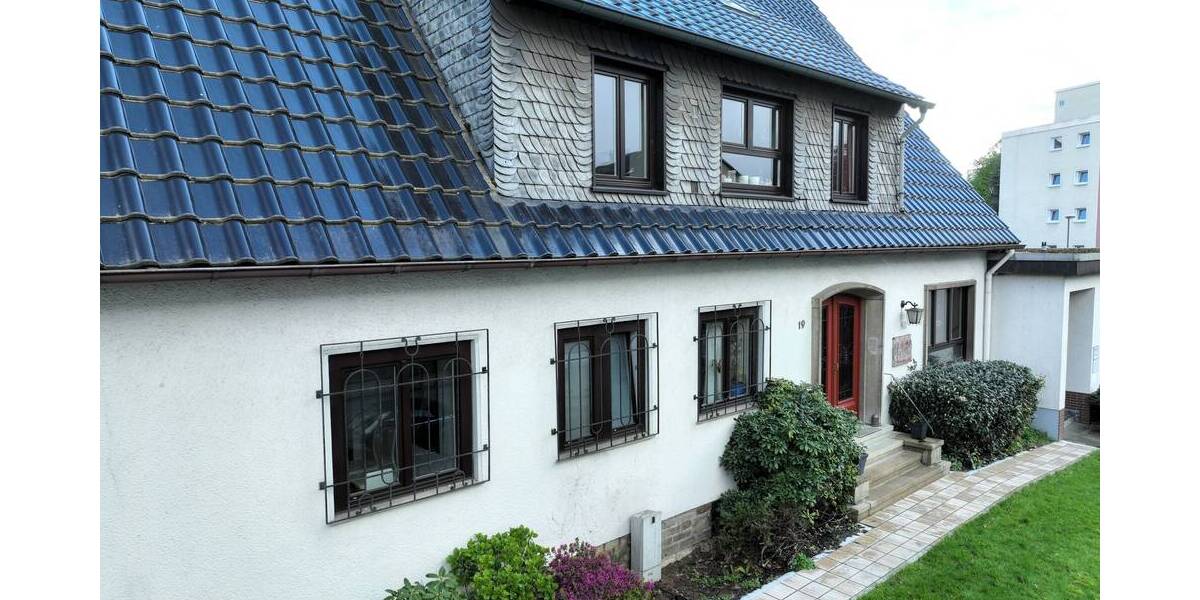 Die perfekte Kombination aus Wohnkomfort und gewerblicher Vielseitigkeit zimmer