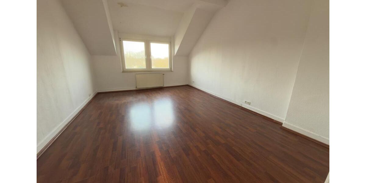 Dachgeschoßwohnung Dortmund Bövinghausen - 3 Zimmer, 80 m&sup2;, 560&euro; | Angebot:24257737