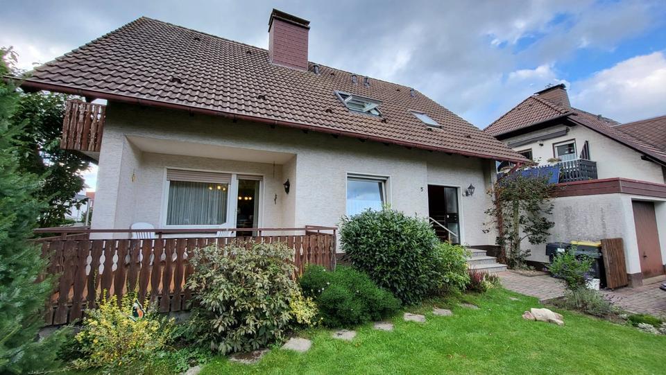 Familien- freundliches Eigenheim auf Erbpacht-Grundstück.